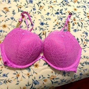 Victoria secret  bombshell